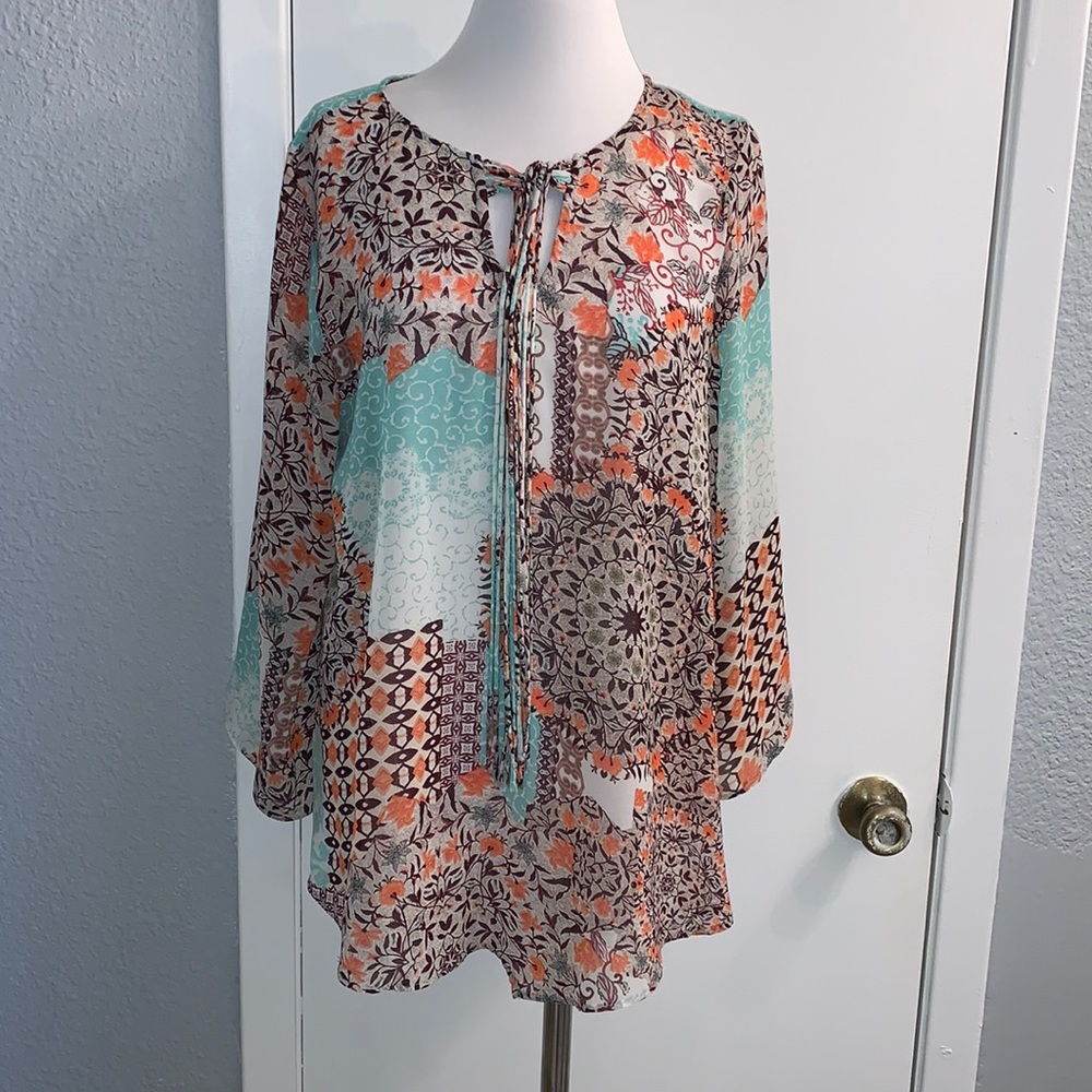Live and let live - Asymmetrical Blouse
